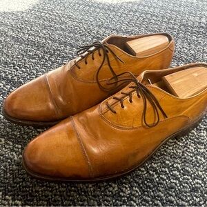 Allen Edmonds Light Brown / Tan dress shoes size 10.5